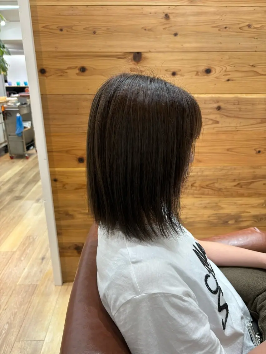 カラー ベージュカラー Circus 石原愛里のヘアスタイル