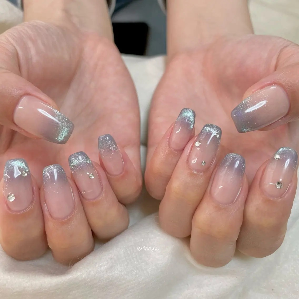ネイル 韓国ネイル マグネットネイル nail salon e'mu💐のネイルデザイン