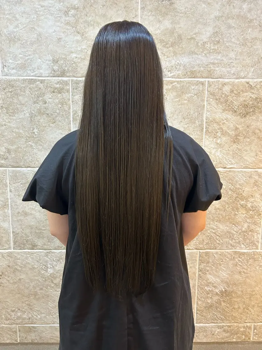 ロング カラー グレージュ オリーブグレージュ オリーブグレー 顔周りカット トリートメント ヘアカラー 長田 有紗のヘアスタイル