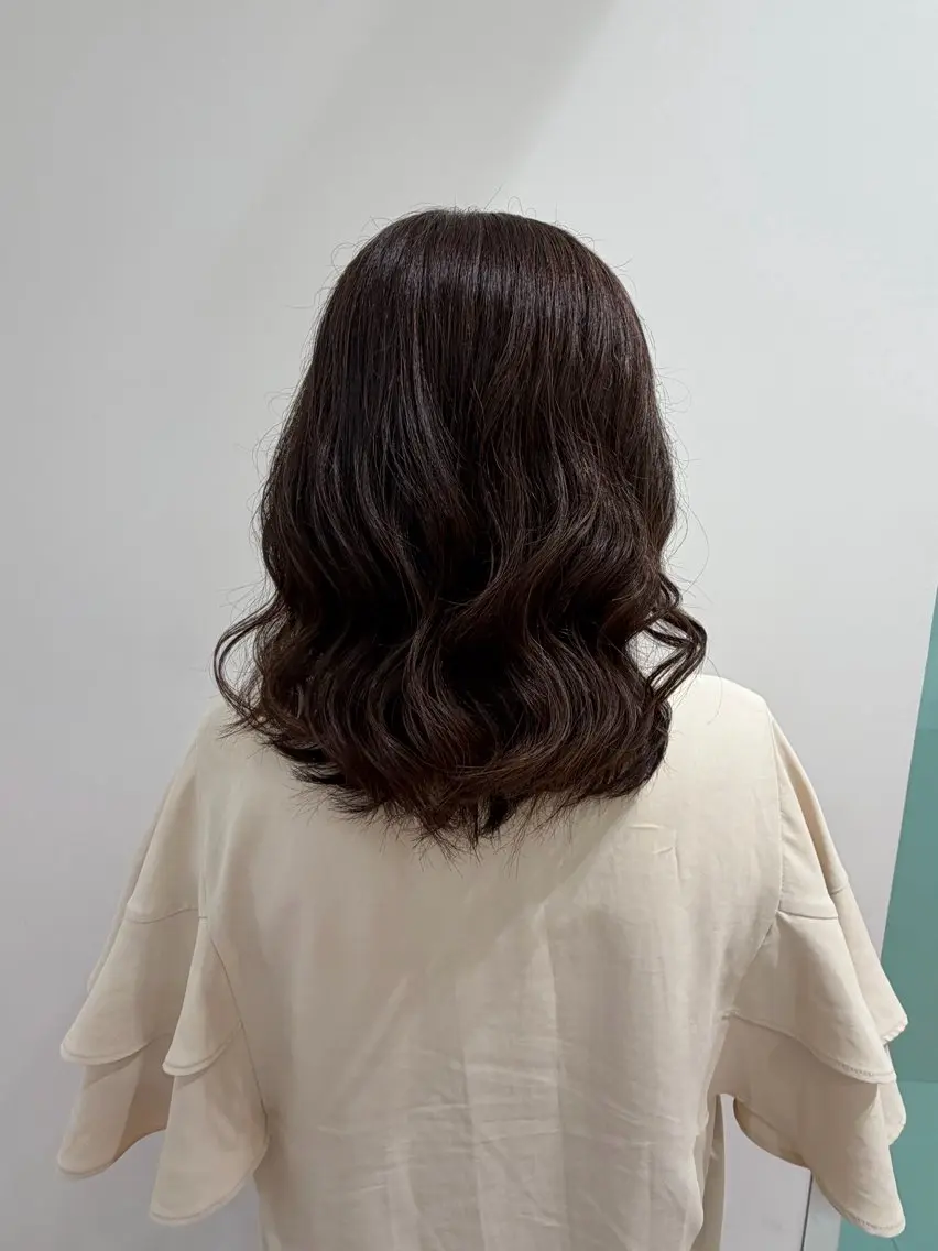 セミロング 上野 萌亜のヘアスタイル