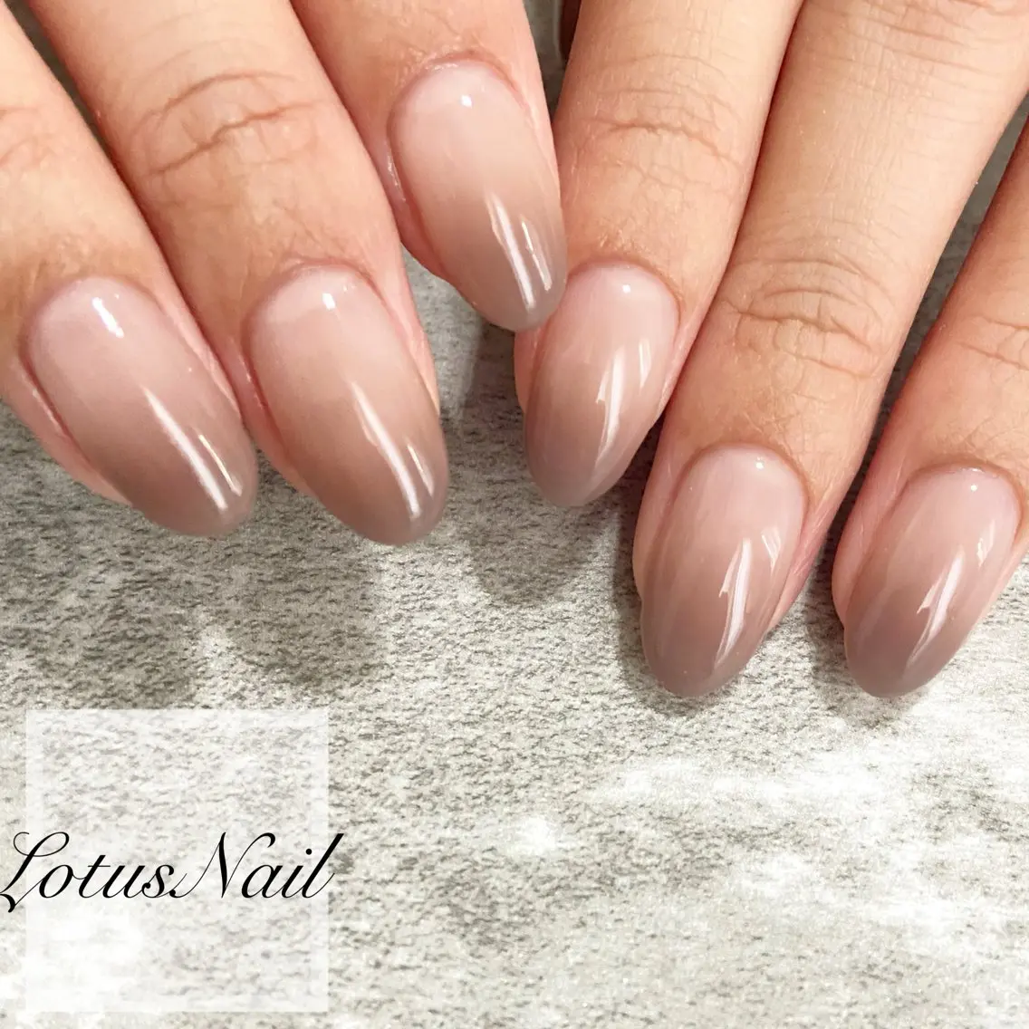 ネイル グラデーション Lotus Nailのネイルデザイン