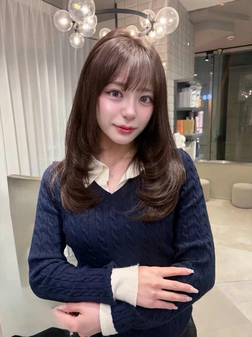 ミディアム ミディアムレイヤー レイヤーカット MISAKI/韓国 透明感カラー🎀のヘアスタイル