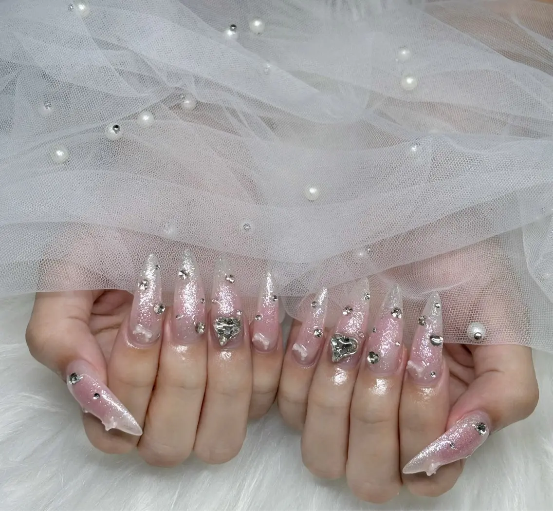 ネイル 韓国ネイル マグネットネイル 持ち込み ハンドネイル Mimi Nail_Royalのネイルデザイン