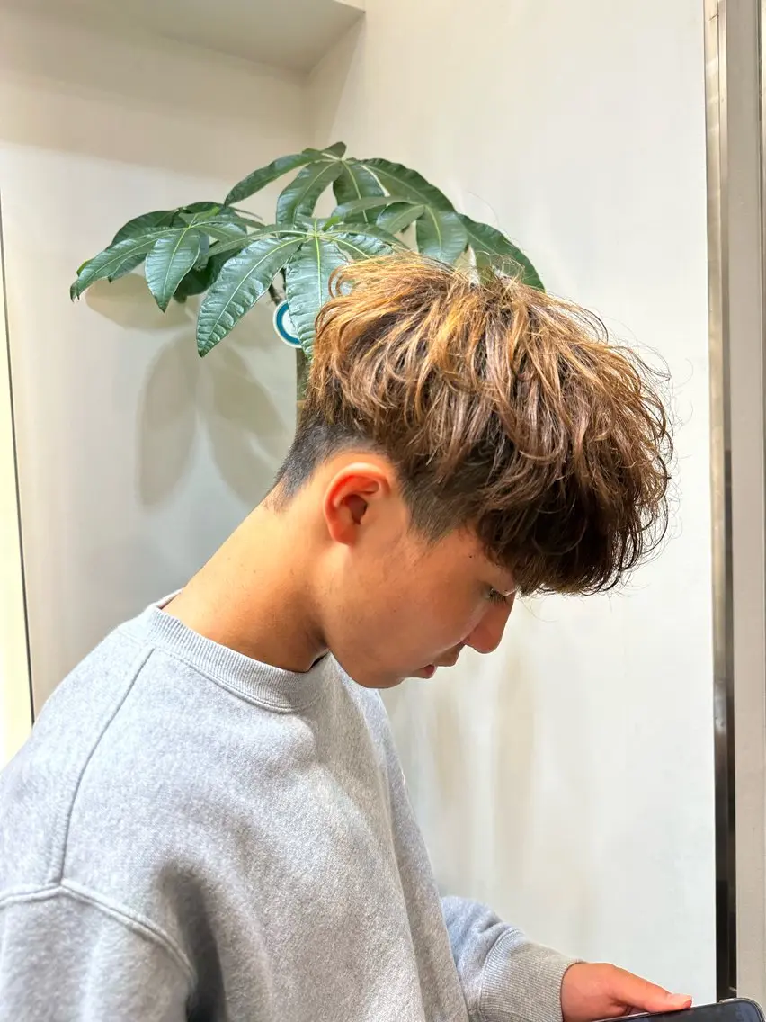 メンズ メンズパーマ スペインカール 大島 龍興のヘアスタイル