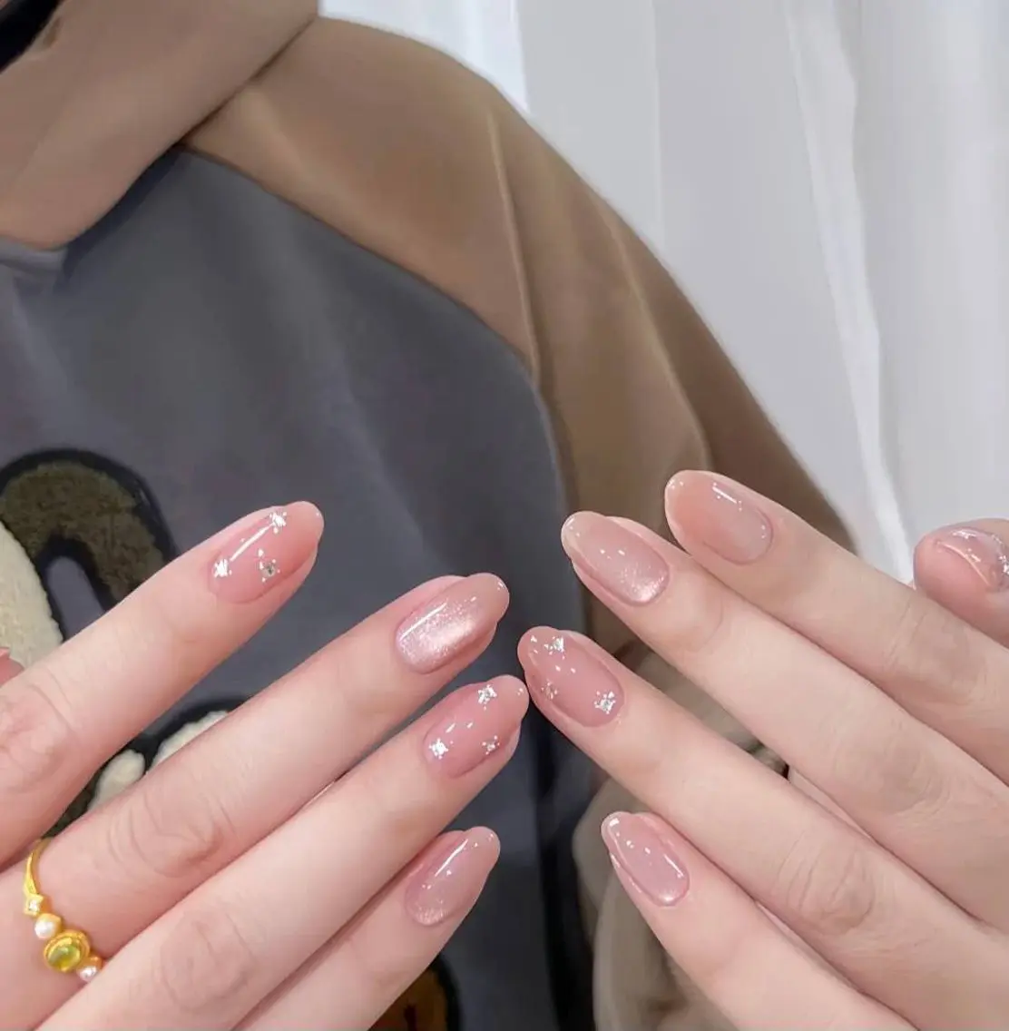 カラー 美奈 サロン チンのネイルデザイン