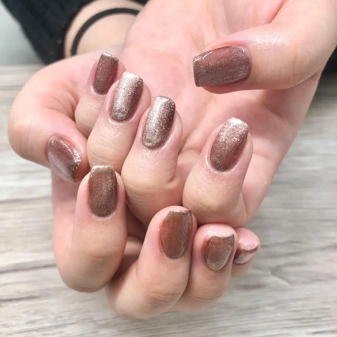 ネイル ブラウン マグネットネイル ハンドネイル フットネイル 🎀AYAKO 🎀中韓ネイルのネイルデザイン