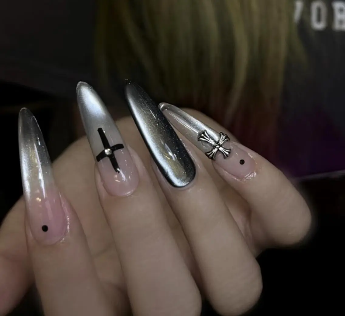ネイル ハンドネイル 🎀 NaNa_nailのネイルデザイン