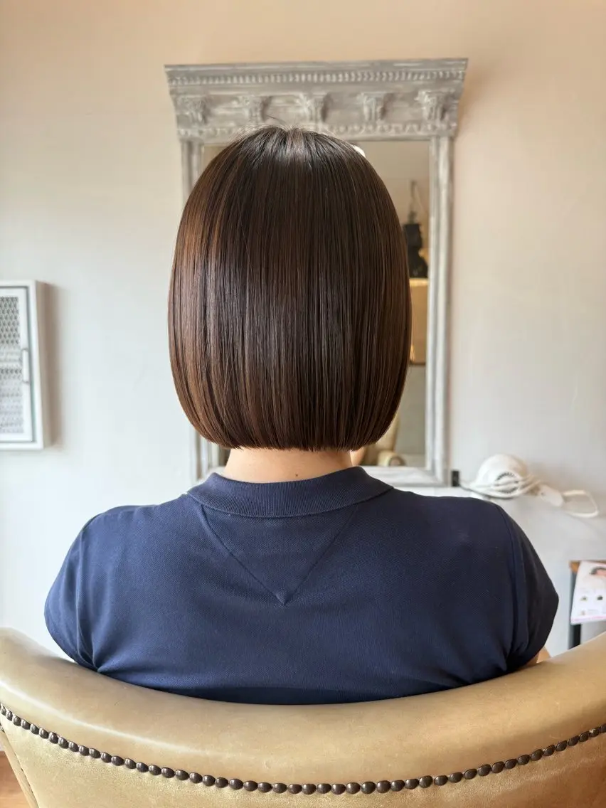 ショート ボブ Babylone 飯尾 香音のヘアスタイル