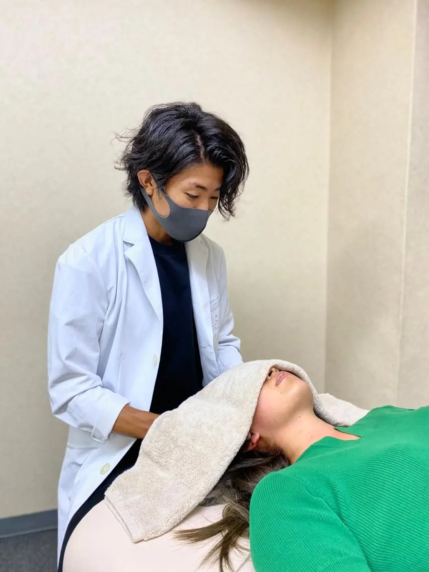 ⭐️初回モニター限定⭐️美容メニュー人気No1 小顔ヘッドスパ+頭蓋骨小顔矯正の写真
