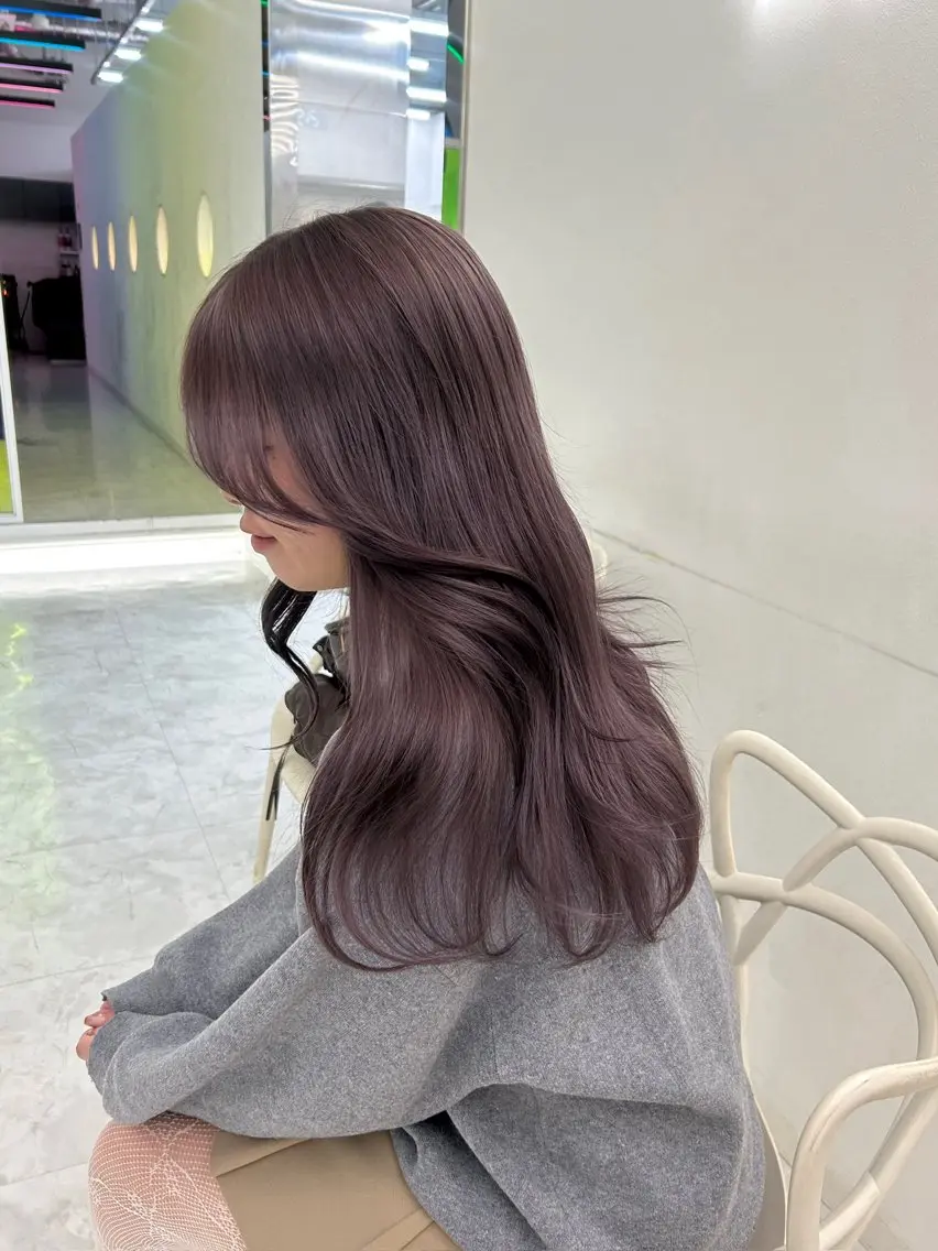 ロング ヘアカラー トリートメント 淡色ラベンダー♡ ニーナ🎀🦙のヘアスタイル