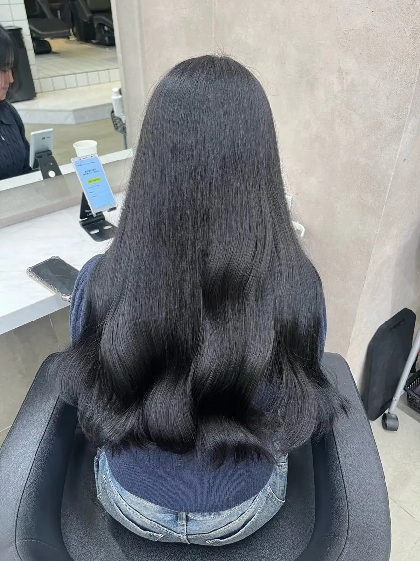 セミロング ヘアカラー トリートメント ヘッドスパ ヘアセット 寒色/ベージュヘア ブリーチありMiOのヘアスタイル