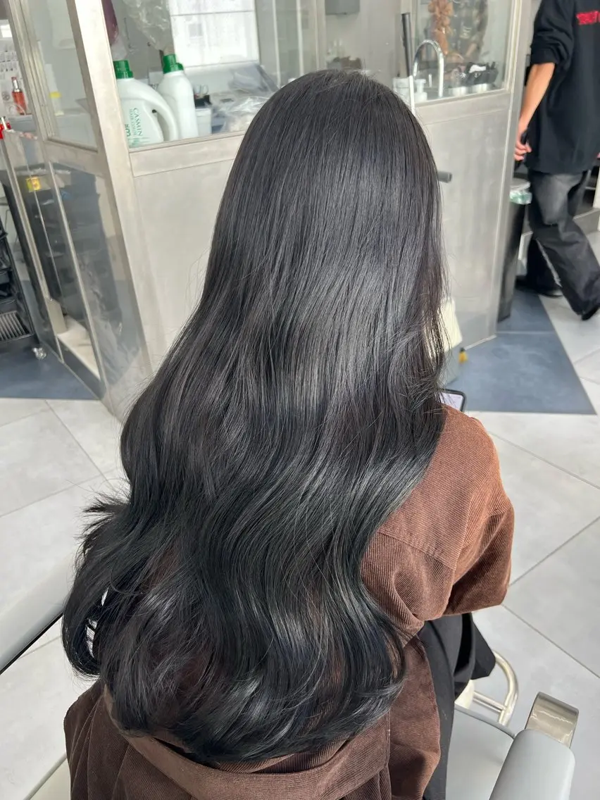 ロング カラー ヘアアレンジ 渋谷のブリーチカラー シェフ🧑🍳蓮のヘアスタイル