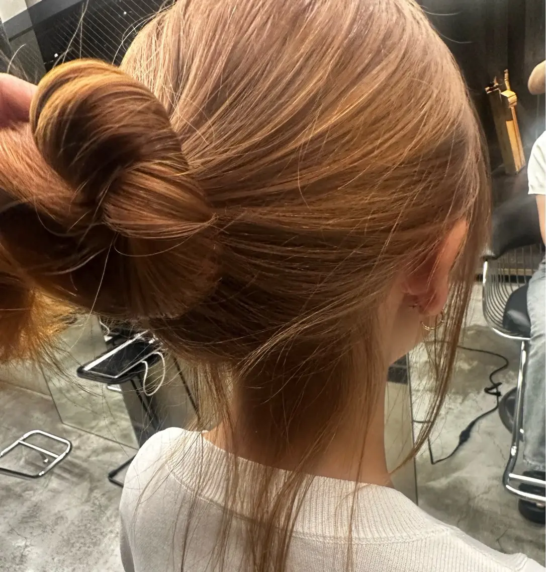 カラー 西 美羽のヘアスタイル