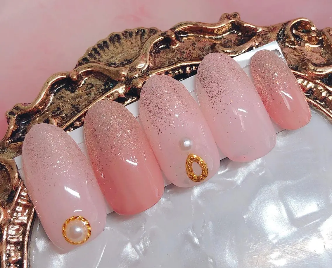 ネイル ハンドネイル CROWN プライベートサロンのネイルデザイン