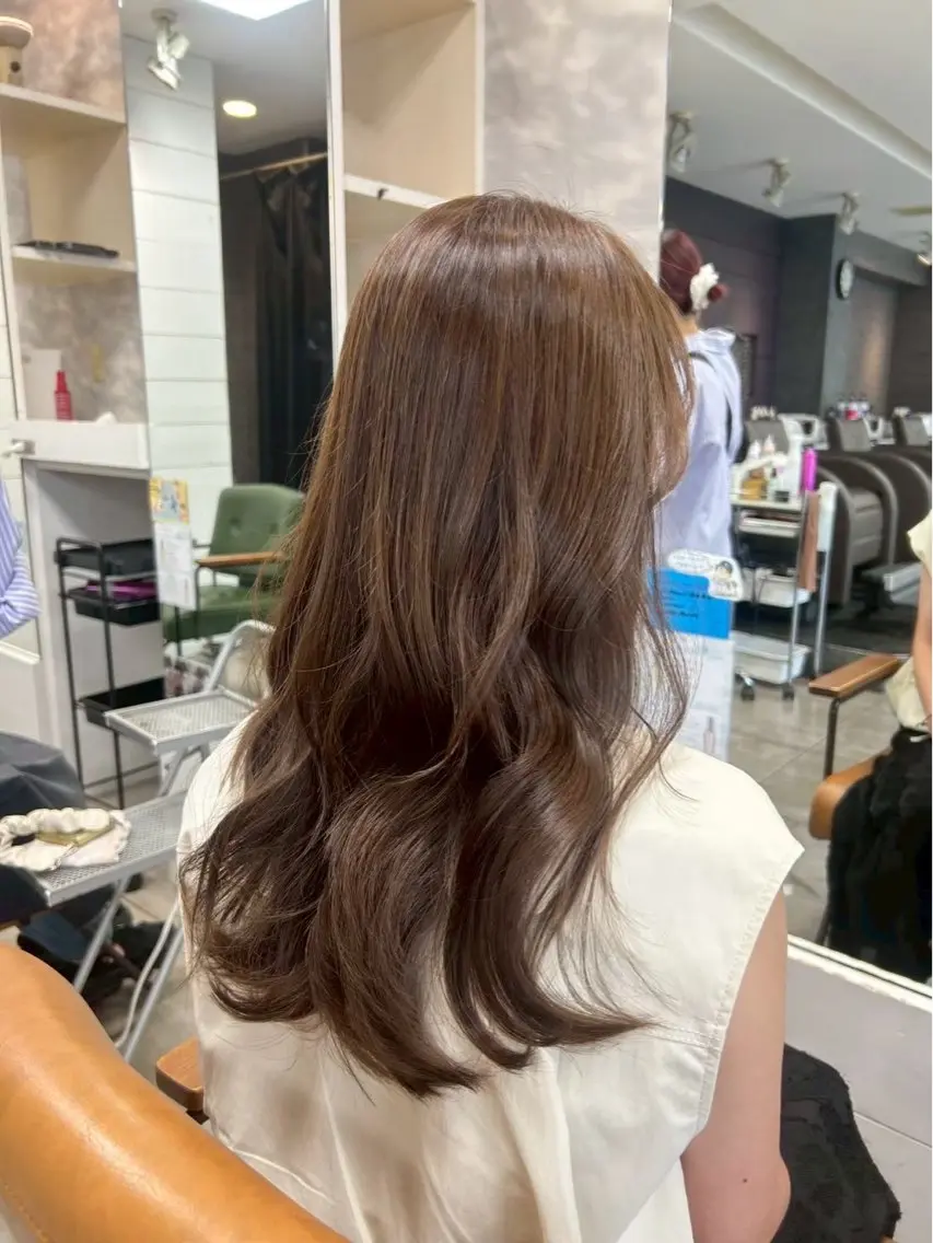 ロング カラー ヘアカラー 西岡 英菜のヘアスタイル