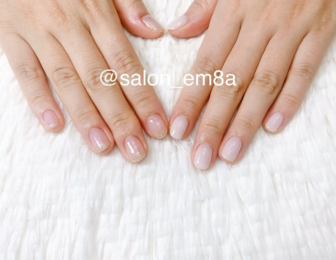 ネイル ジェルネイル ワンカラーネイル シンプルネイル ハンドネイル salon EM&A emiのネイルデザイン