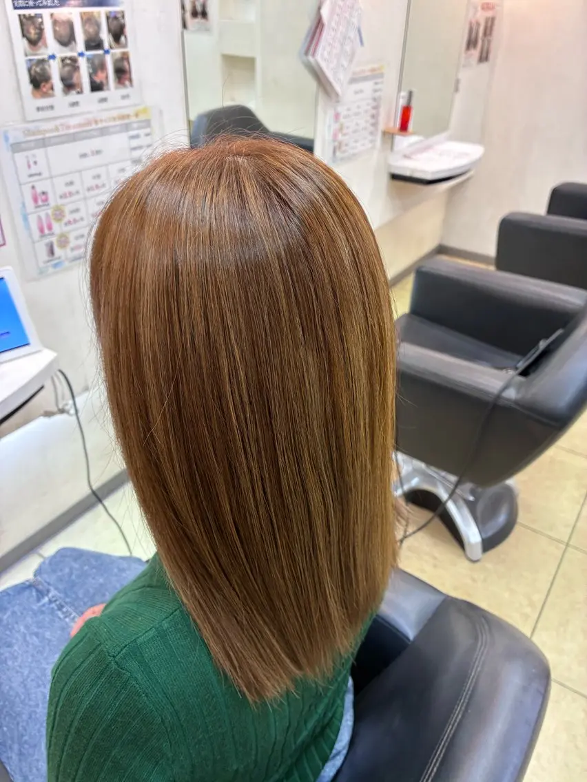 ミディアム ハイライト トリートメント ヘアカラー 💫渡部 永唯💫のヘアスタイル