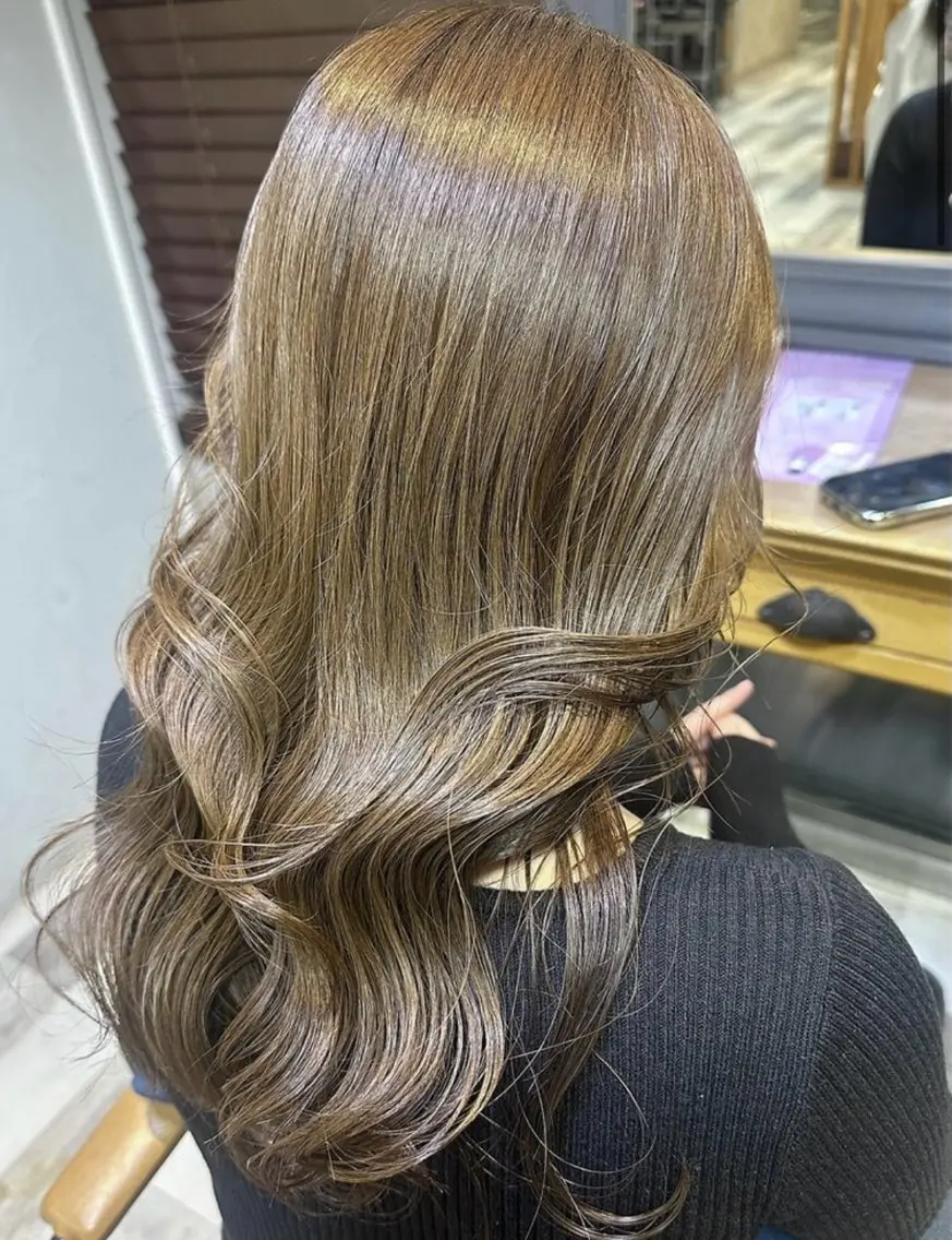 セミロング カラー ブリーチ ダブルカラー ブリーチなしカラー カット ヘアカラー 和田 直也のヘアスタイル