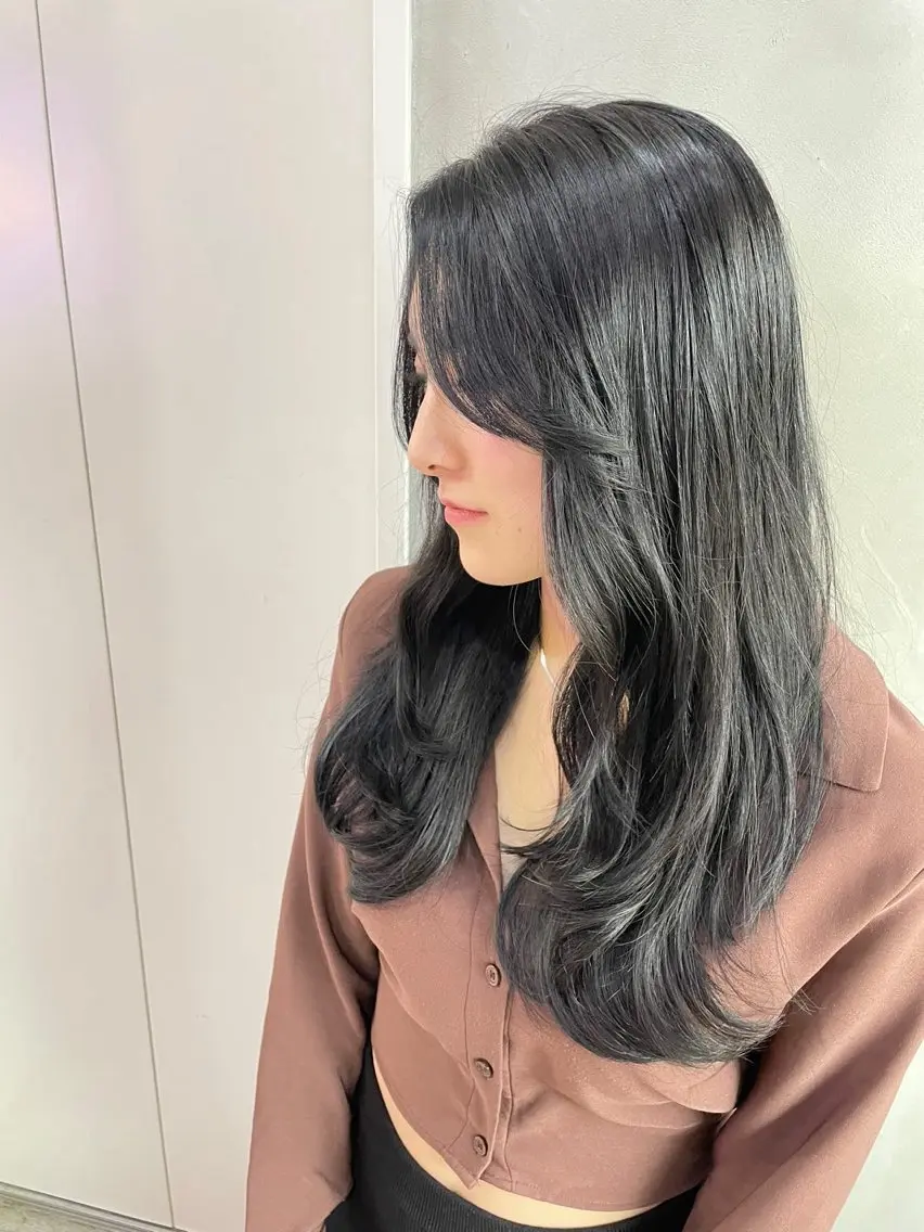 ロング 韓国風ヘア レイヤーカット Raffichi 店長　Ryoのヘアスタイル