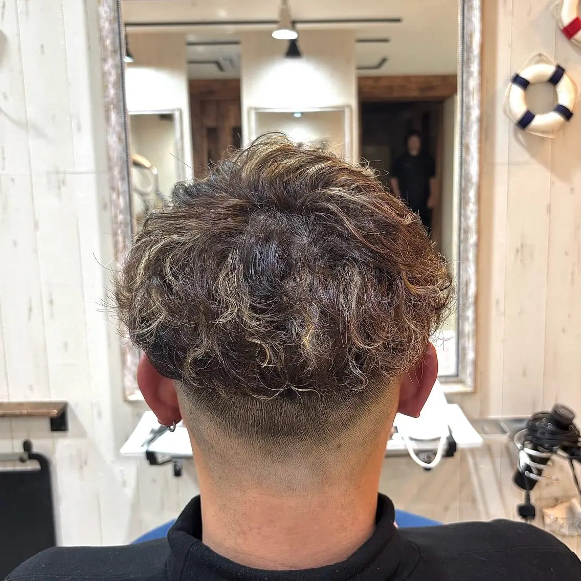 ミディアム パーマ メンズ スペインカール カット パーマ 💥桜木町メンズ専門 💥ルキのヘアスタイル