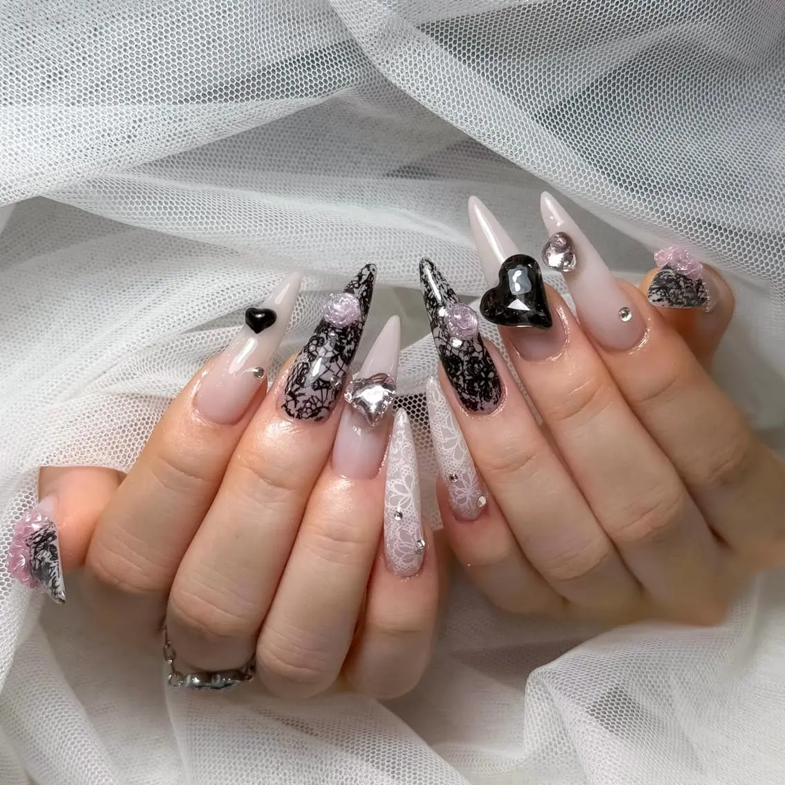 ロング カラー グラデーションカラー 韓国風ヘア ハンドネイル hiro koのネイルデザイン