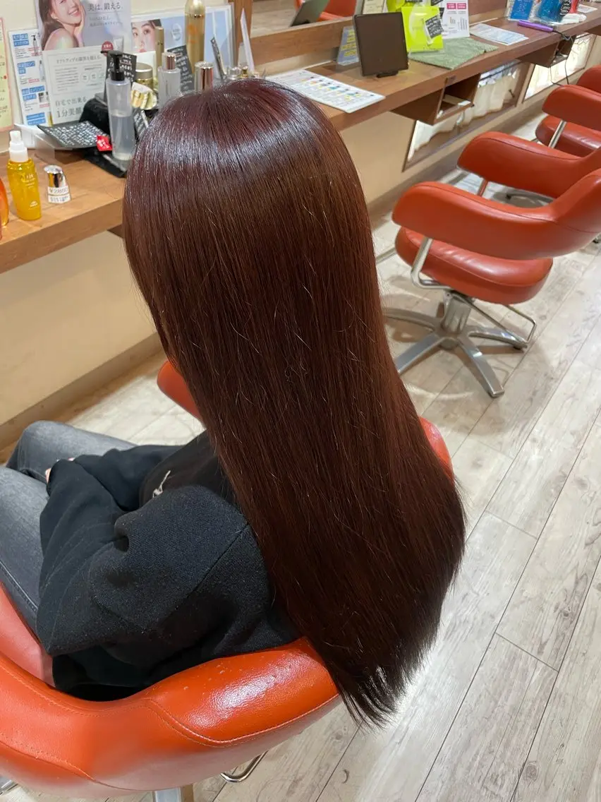 ロング カット ヘアカラー 齋藤 美幸のヘアスタイル