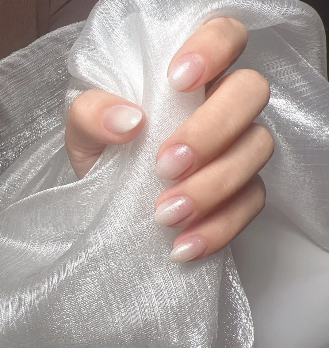 ネイル グラデーション ラメ(グリッター) ラメグラデーション merci ネイル Cocoのネイルデザイン