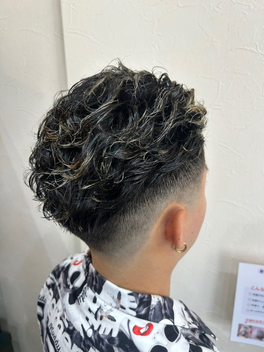 カラー ヘアカラー パーマ ✄﻿メンズ特化型で 今っぽくカッコよく✄のヘアスタイル