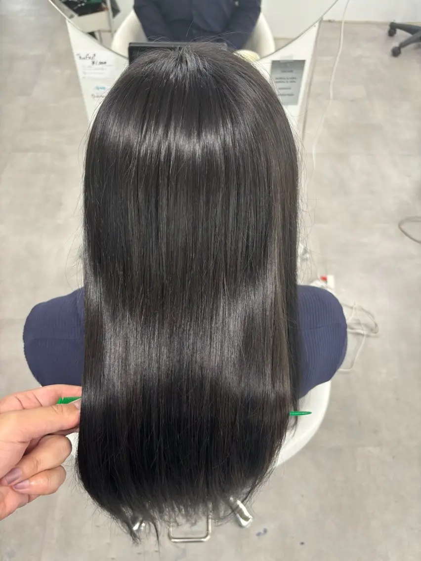 ロング カラー 黒髪 ブラウンカラー door white hideのヘアスタイル