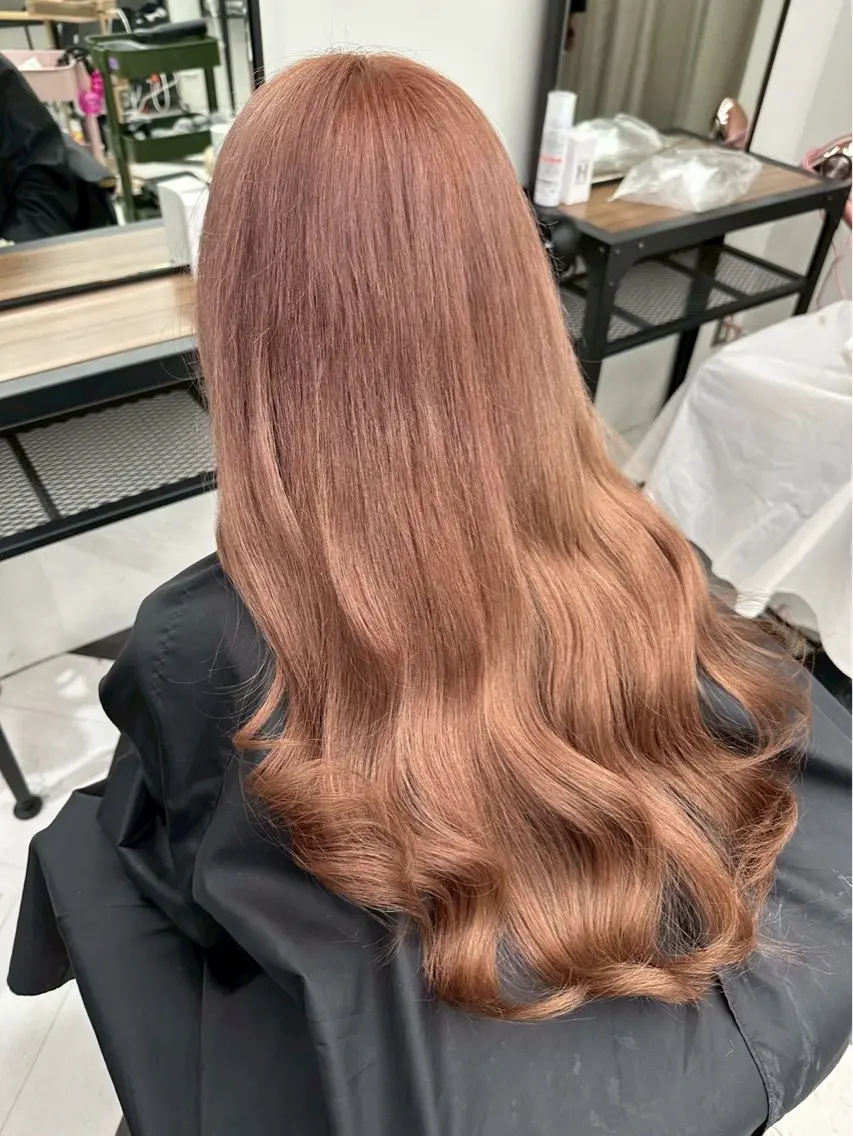 ロング カラー ななみ.⋆𝜗𝜚 透明感カラー/まつパのヘアスタイル