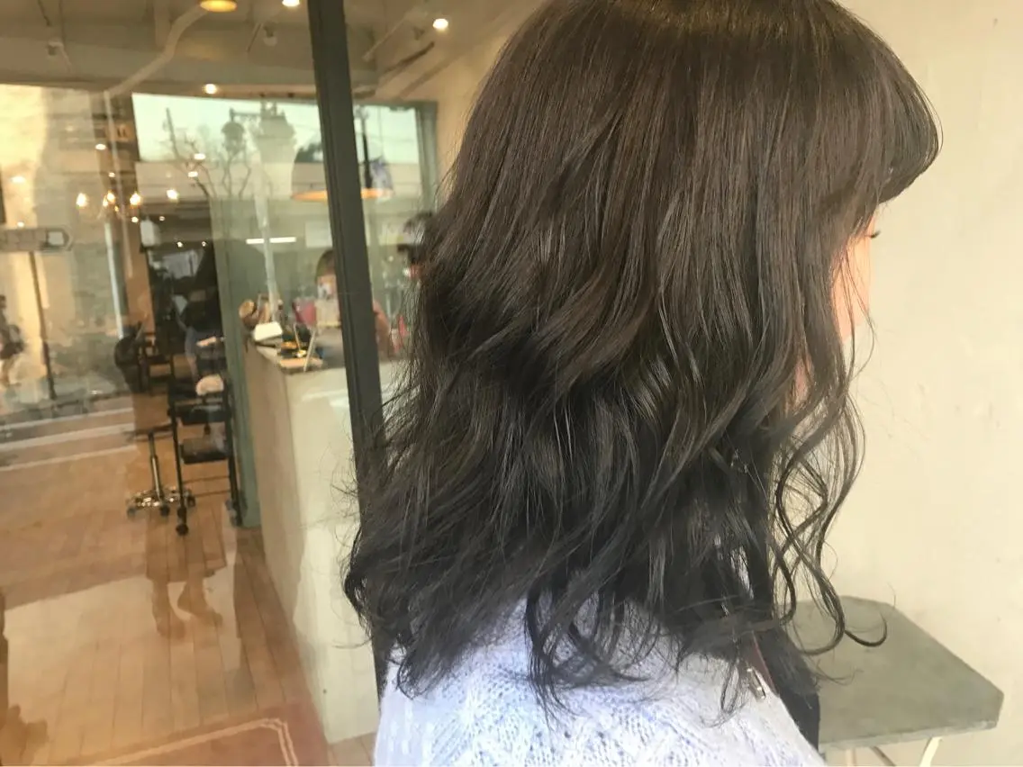 ミディアム カラー ブリーチ ブリーチなしカラー オリーブ透明感カラー 表参道/MIKUのヘアスタイル