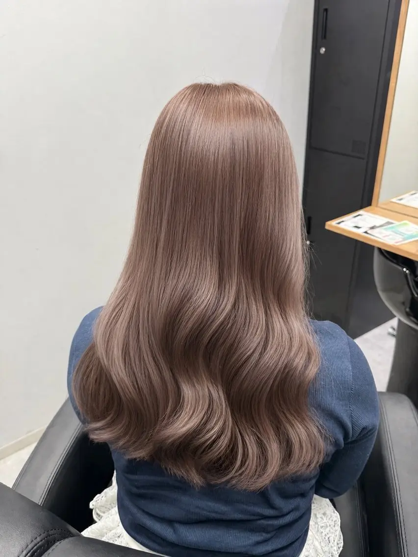 【透明感春カラー🌷✨】カット✂️➕全体カラー➕保湿Aujua2stepトリートメント🥣🫧の写真