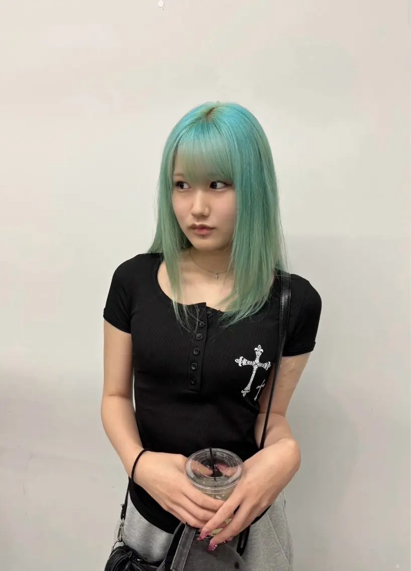 カラー ヘアカラー 大西 凪海のヘアスタイル
