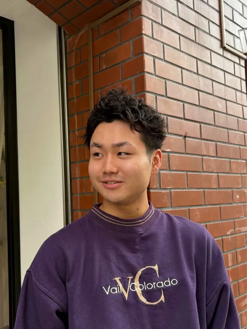 ショート パーマ メンズ メンズパーマ カット パーマ 保坂 駿太郎のヘアスタイル