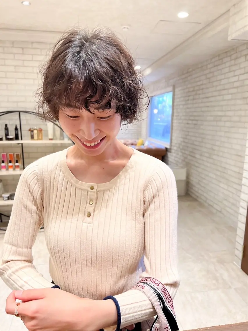 ショート パーマ 橘 ゆきののヘアスタイル