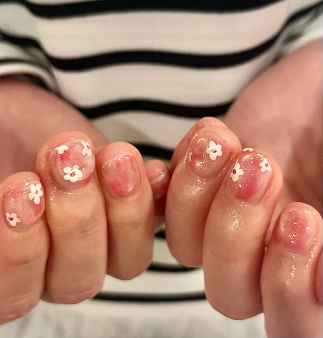 ネイル 持ち込み ニュアンスネイル ぷっくりネイル ハンドネイル ハルカ (AT.1011)のネイルデザイン
