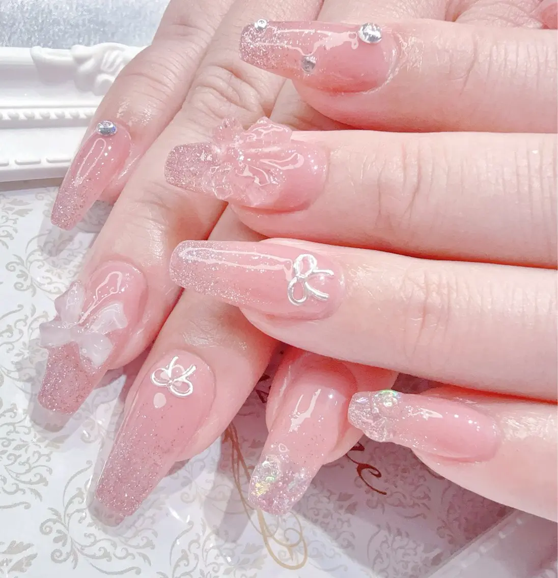 ネイル ハンドネイル ハンドケア AKI AKIのネイルデザイン