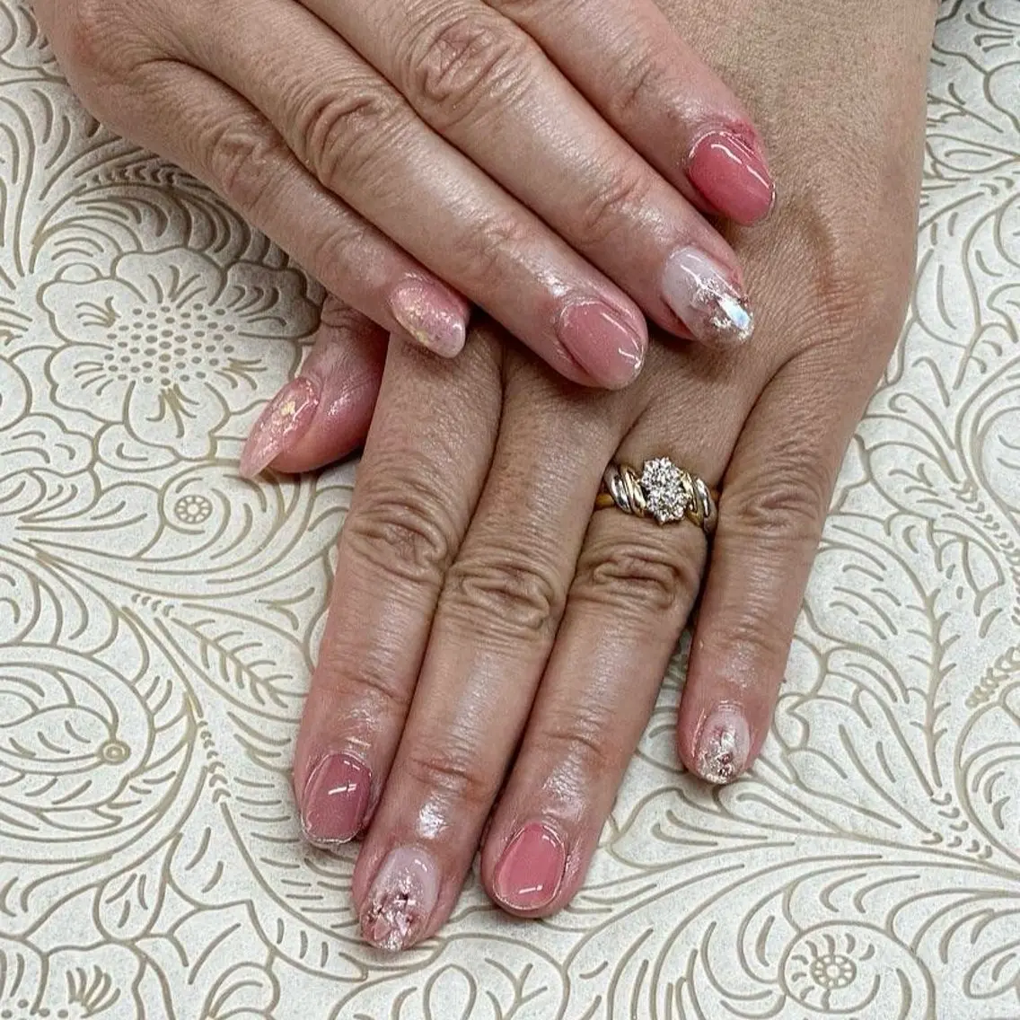 ネイル フラワーネイル precious nail roomのネイルデザイン