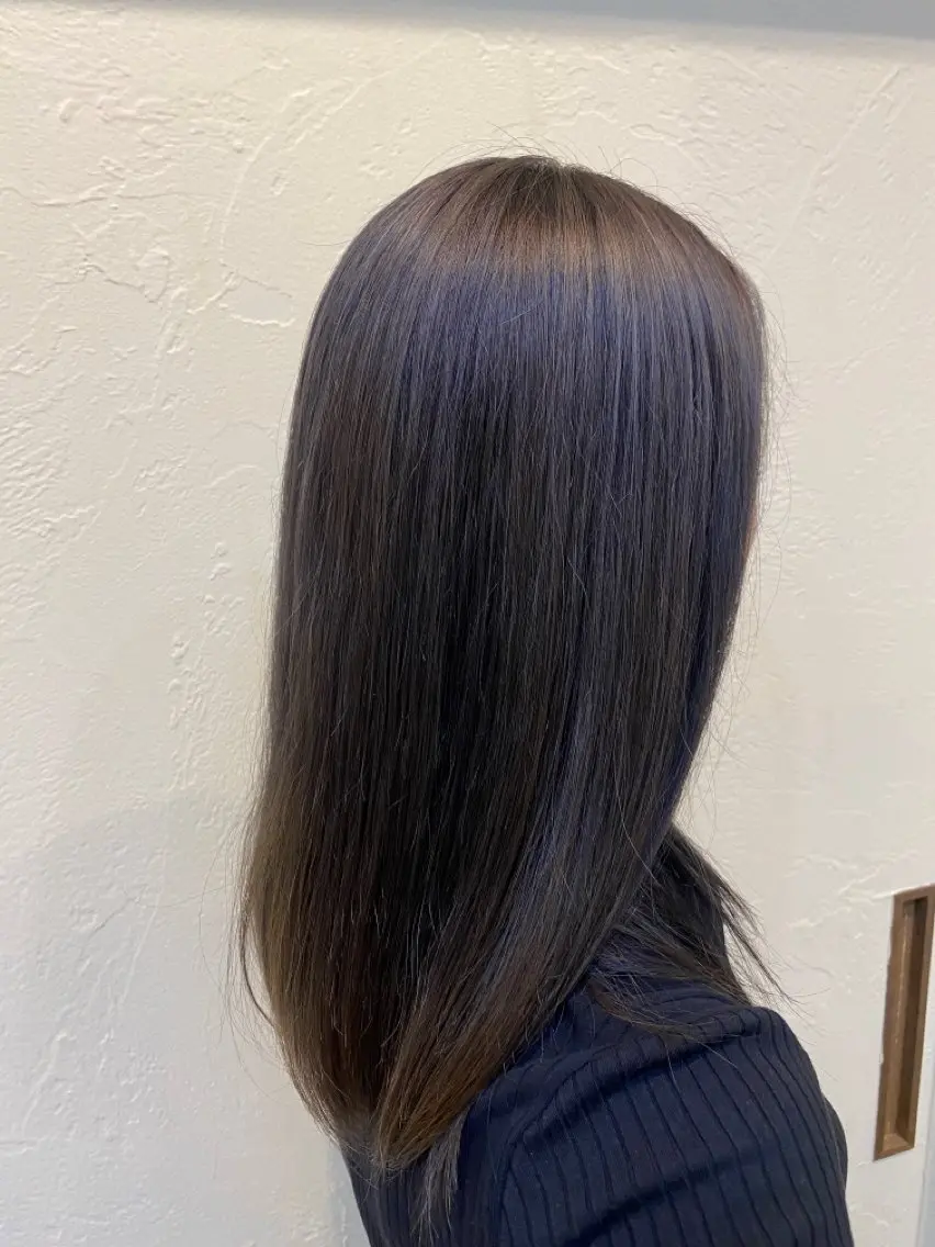 ロング カラー 黒髪 透明感カラー トリートメント ユウリ YURIのヘアスタイル