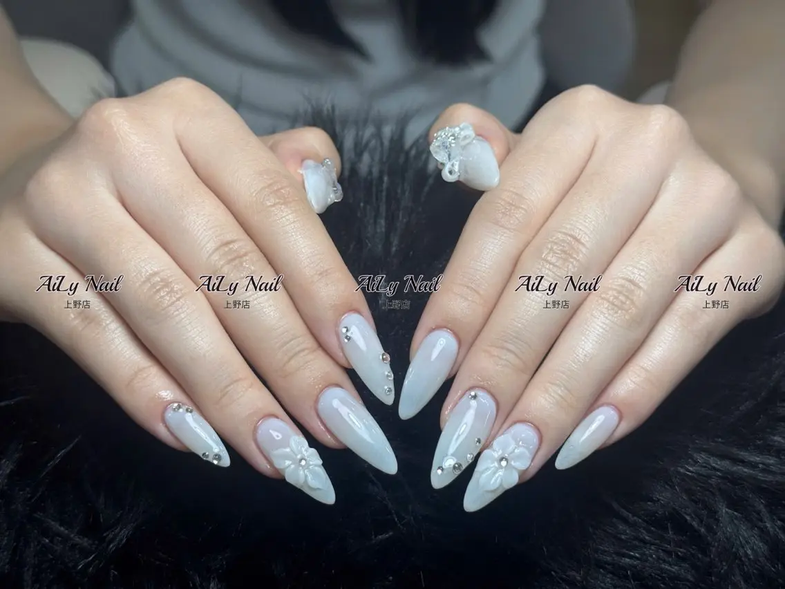 ネイル ボルドー ブラウン 韓国ネイル マグネットネイル ワンホンネイル ハンドネイル AiLy Nail 上野店のネイルデザイン
