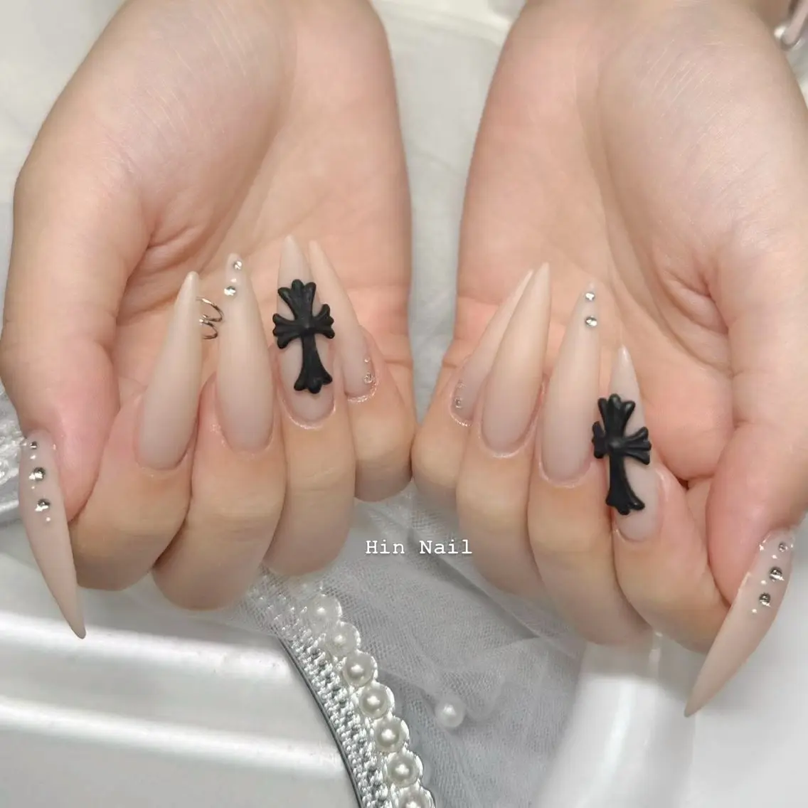 ネイル ハンドネイル HIN NAILのネイルデザイン