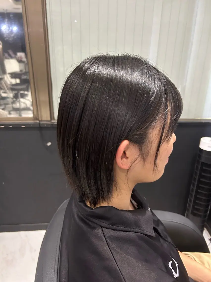 ショート ボブ 長田 麻友子のヘアスタイル
