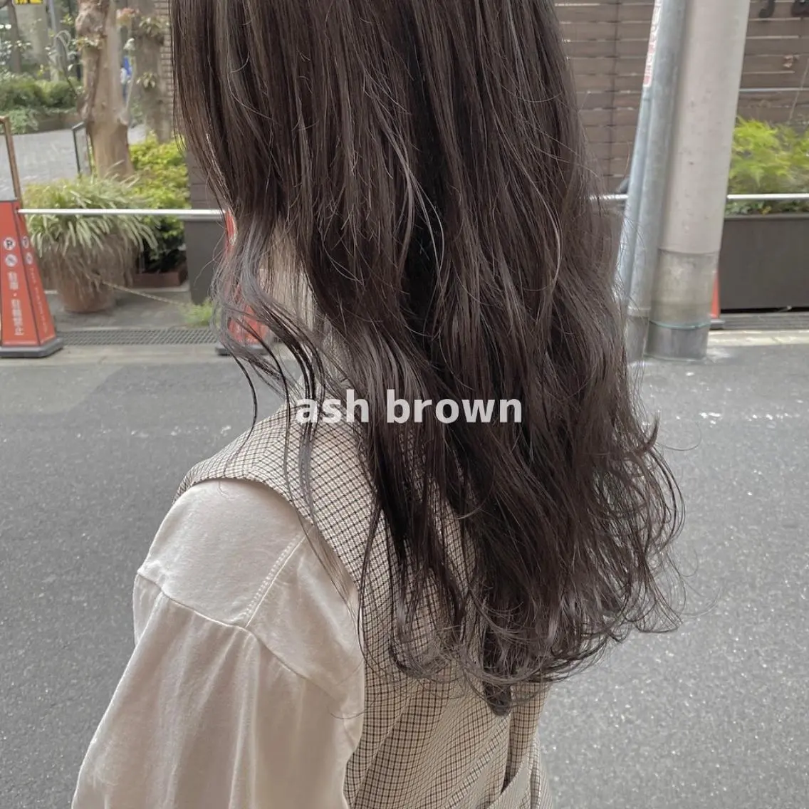 セミロング カラー CLUTCH天王寺 西藤遥河のヘアスタイル
