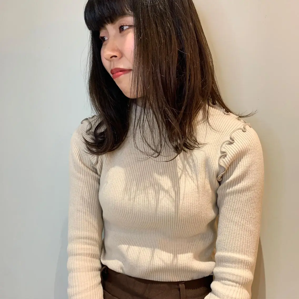 ミディアム カラー ベージュカラー ミディアムパーマ /癖毛パーマのヘアスタイル