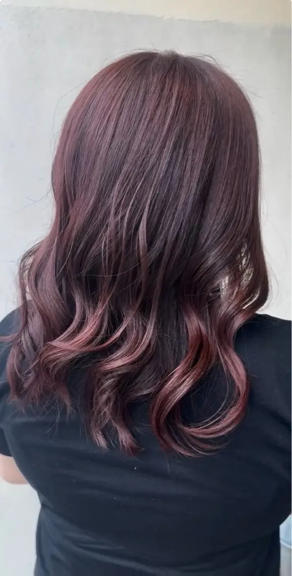 ミディアム ピンクブラウン ヘアカラー 白垣 凛のヘアスタイル
