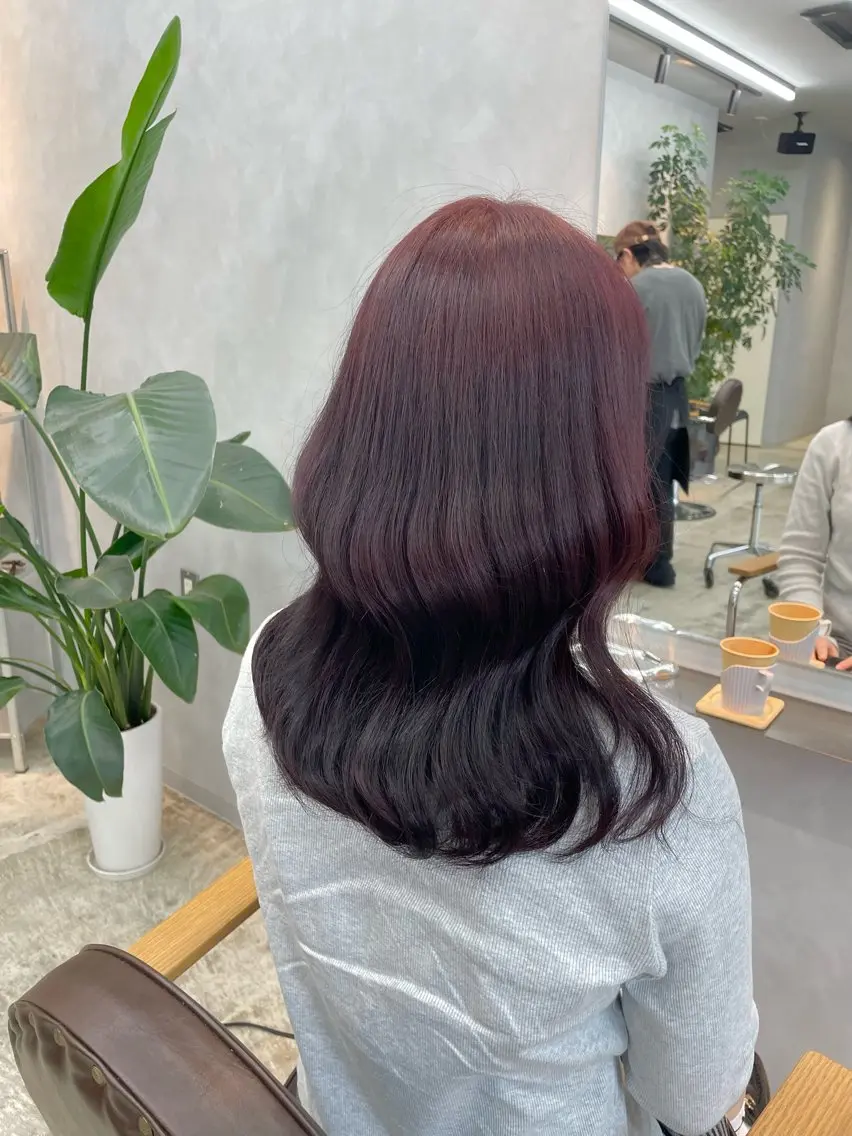 セミロング カラー ブラウンカラー レッドカラー ヘアカラー 竹森 鈴乃のヘアスタイル