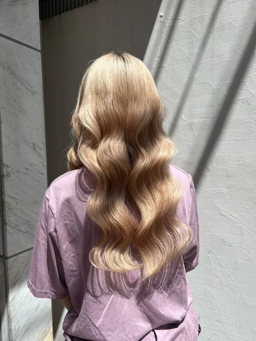 🎀お出かけ前に可愛く♡似合わせダウンスタイル｜ヨシンモリ・ウェーブ・ミックス巻きの写真