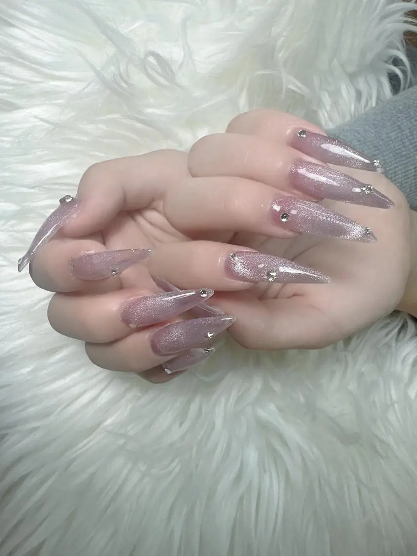 ネイル マグネットネイル ニュアンスネイル オフィスネイル ワンカラーネイル 夏ネイル ハンドネイル Squen Nail shinjukuのネイルデザイン