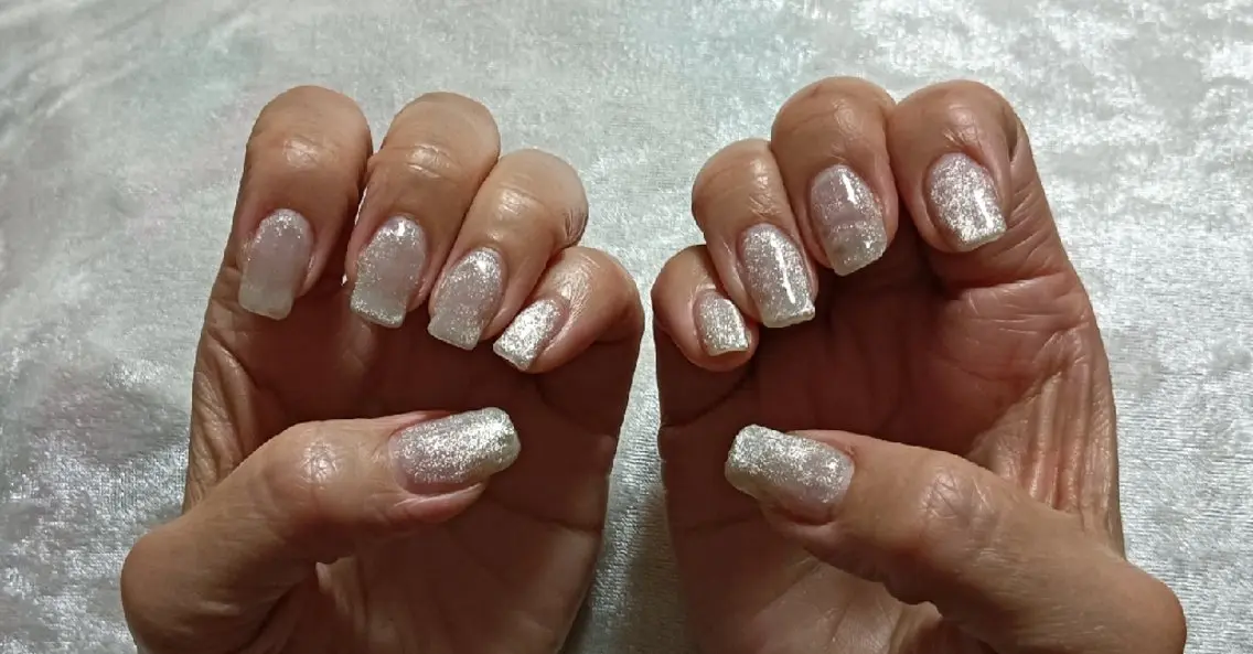 ネイル マグネットネイル ハンドネイル Nail  yのネイルデザイン
