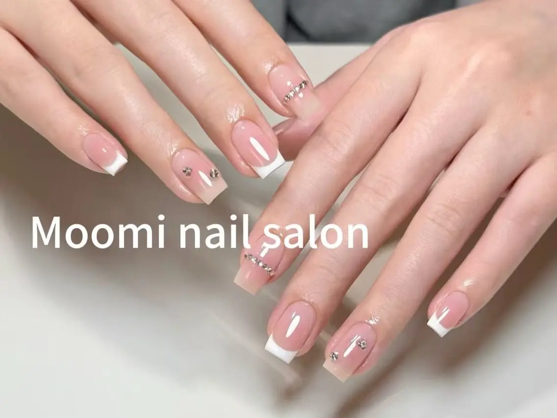 ネイル チークネイル フレンチネイル ジェルネイル グラデーション ハート ハンドネイル moomi nail スカルプ専門のネイルデザイン